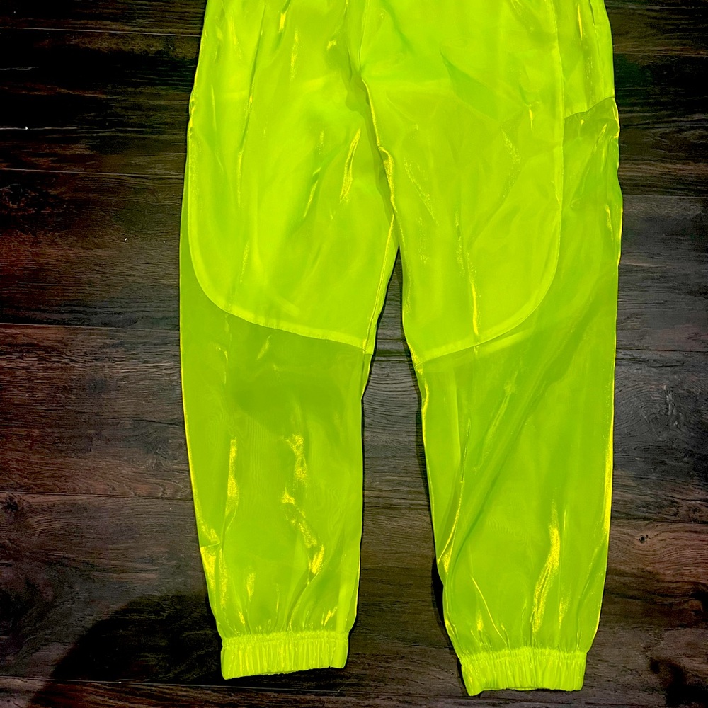 Nike Loose Fit Joggers